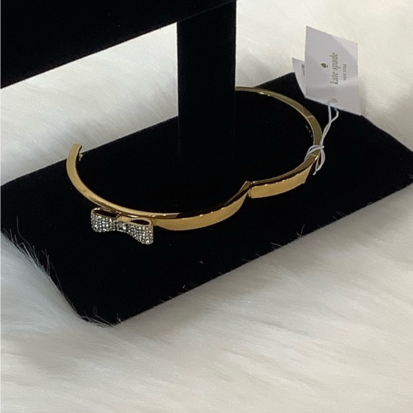 Kate Spade ♠️ Ready Set Bow 🎀 Gold Bracelet - Picture 4 of 8